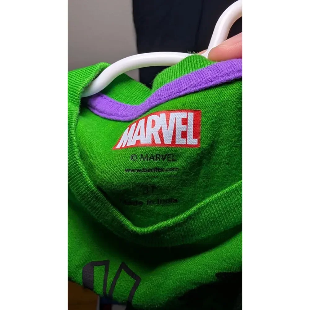 Boys Size 2T Outfit - Green Marvel Hulk Shirt + Blue Oshkosh Sweatpants